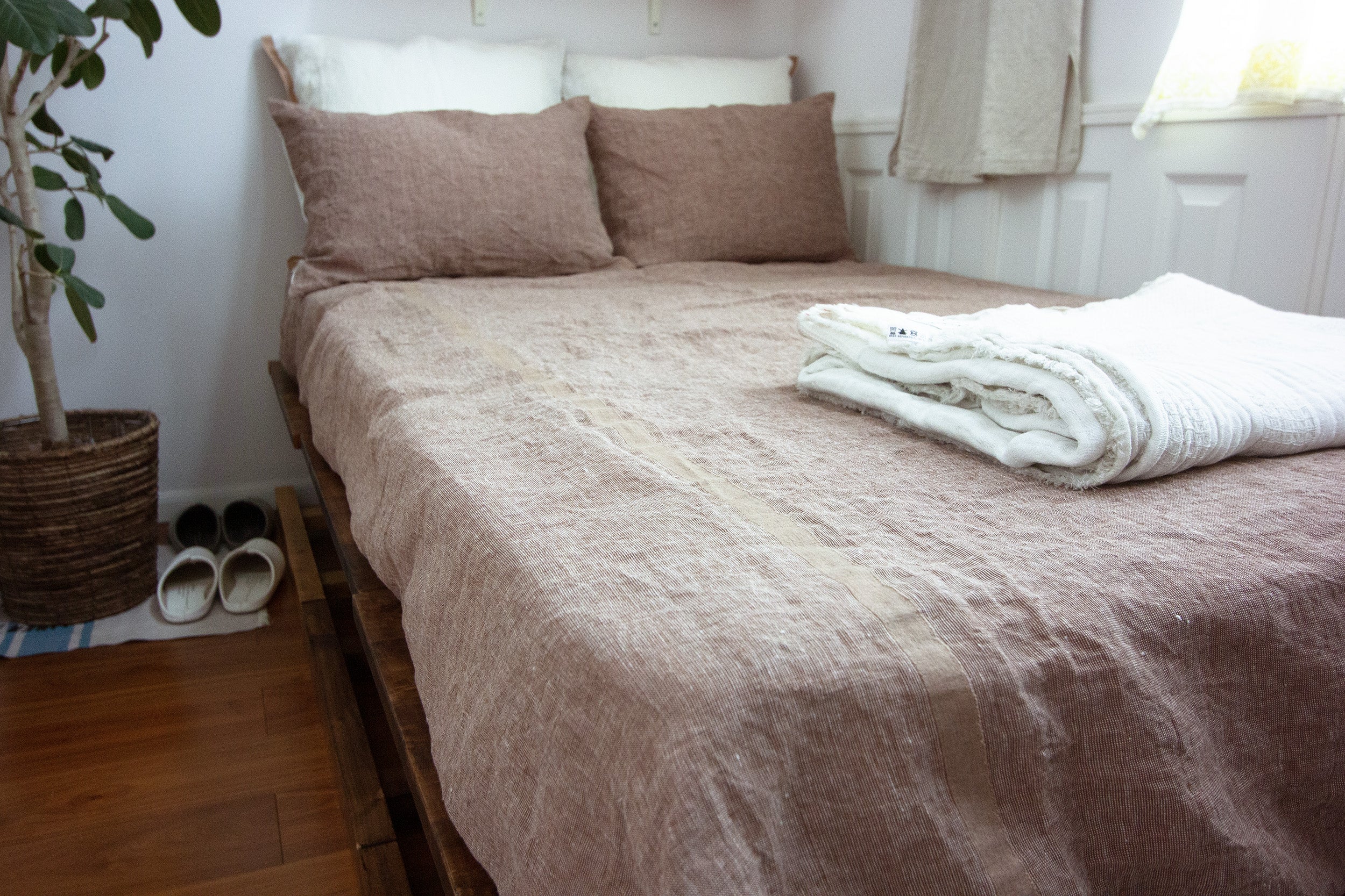 柿渋染めセルビッチリネンシーツ