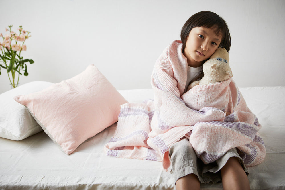 Honeycomb Border Blanket