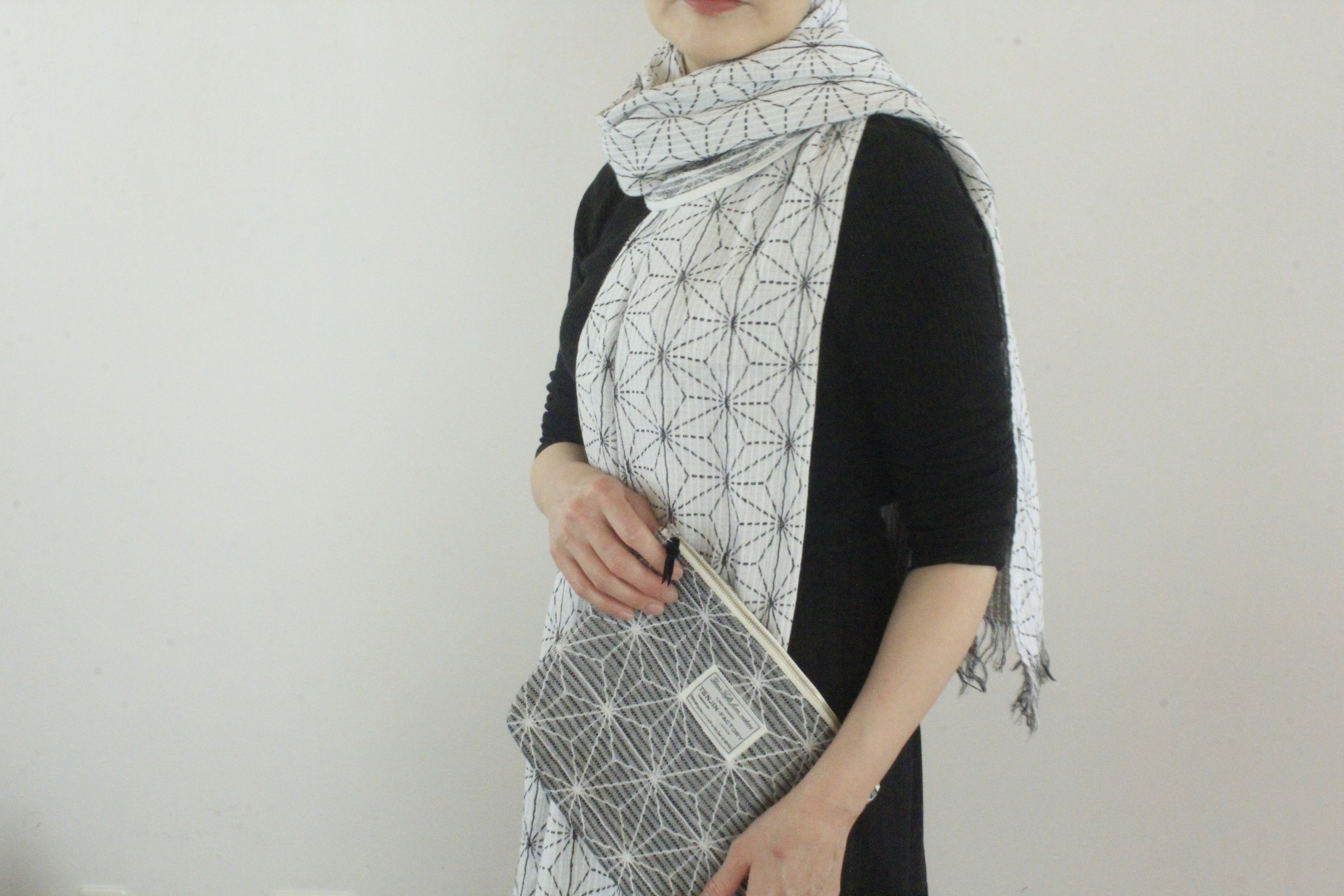 Long Scarf_Hemp Leaf Pattern