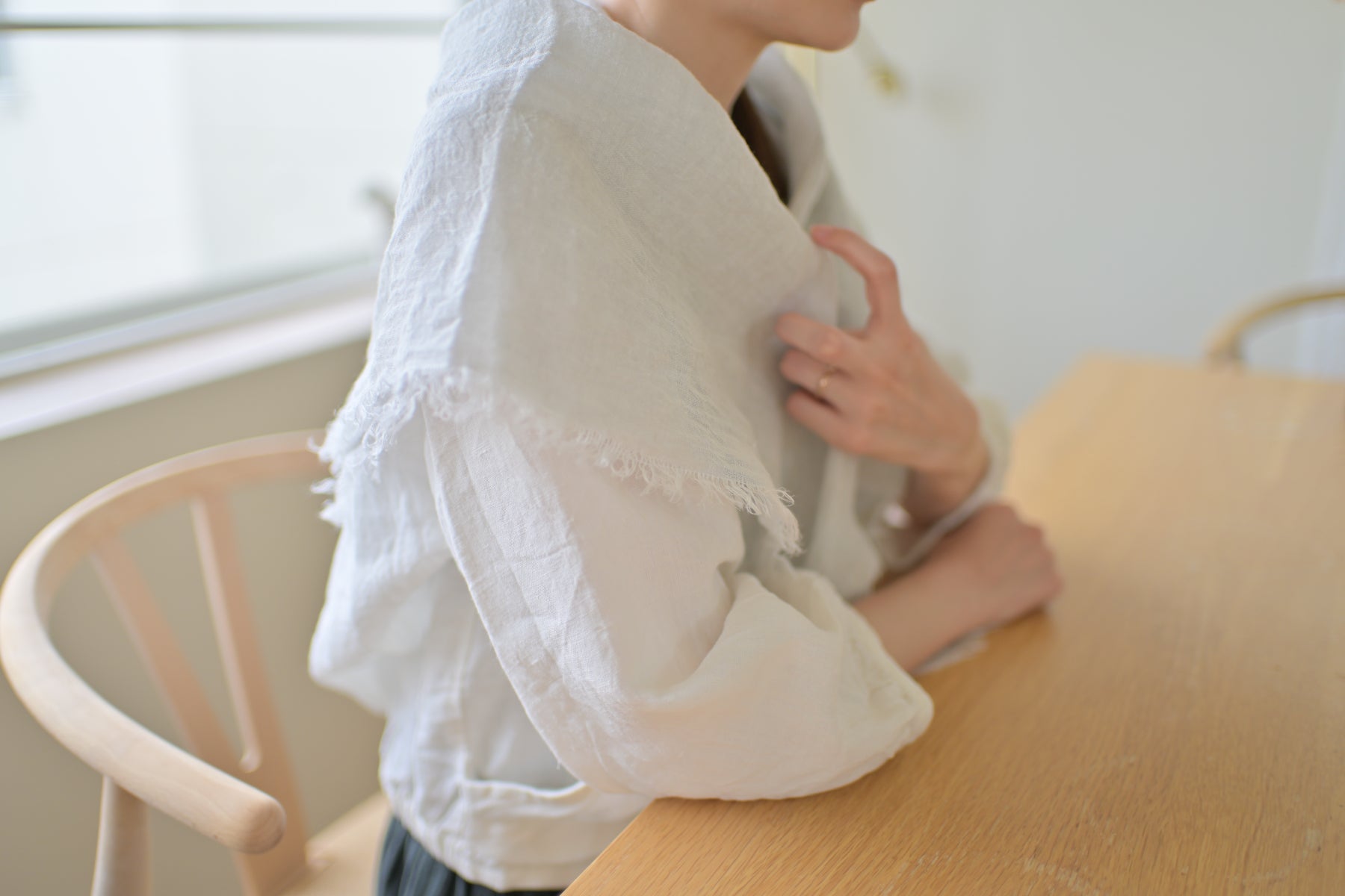 麻炭染めリネンガーゼストール