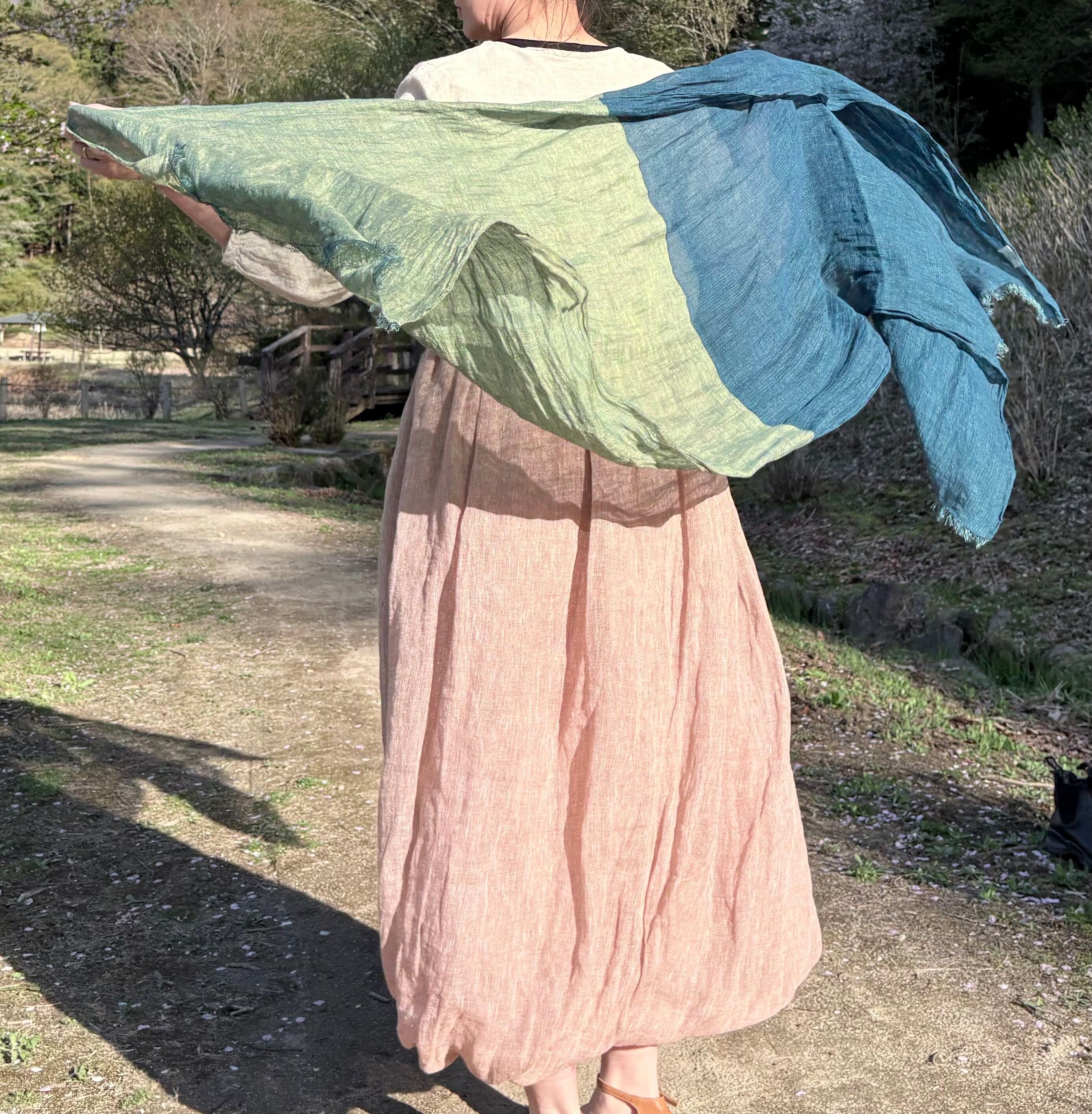 Indigo Dyed Bicolor Linen Stole