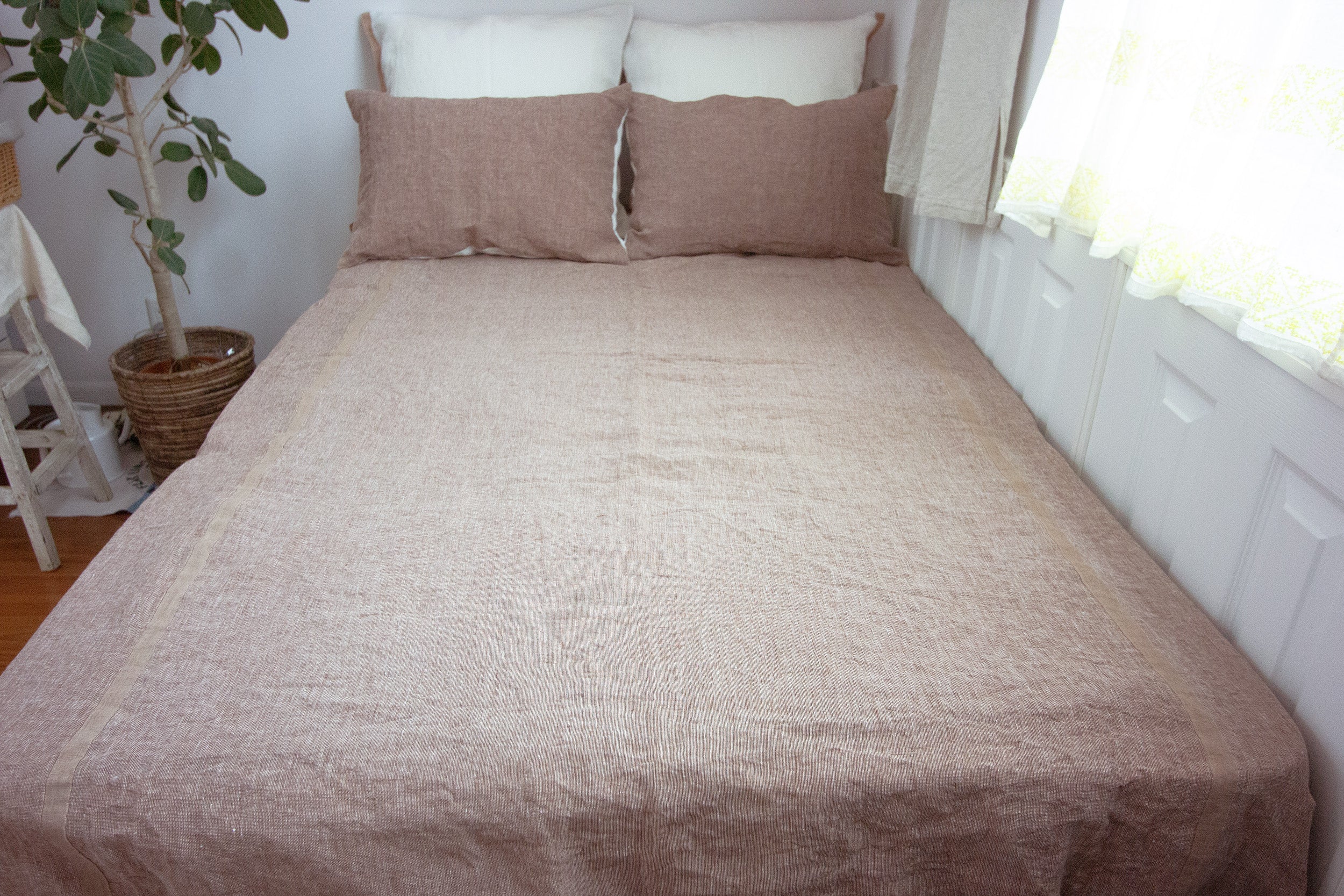 Persimmon tannin-dyed selvedge linen sheets 柿渋染めリネンシーツ