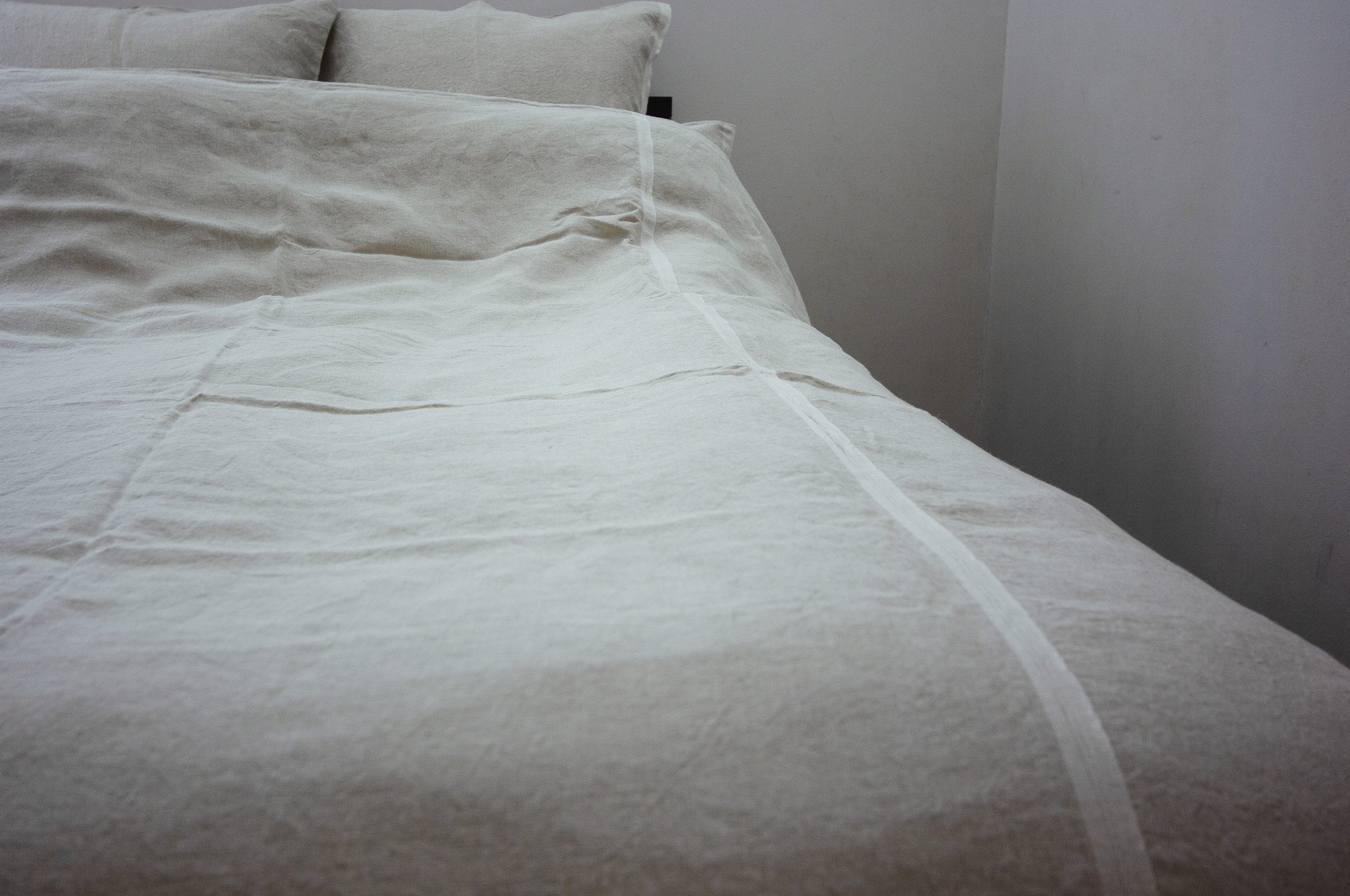 Linen-Gray selvedge linen comforter case