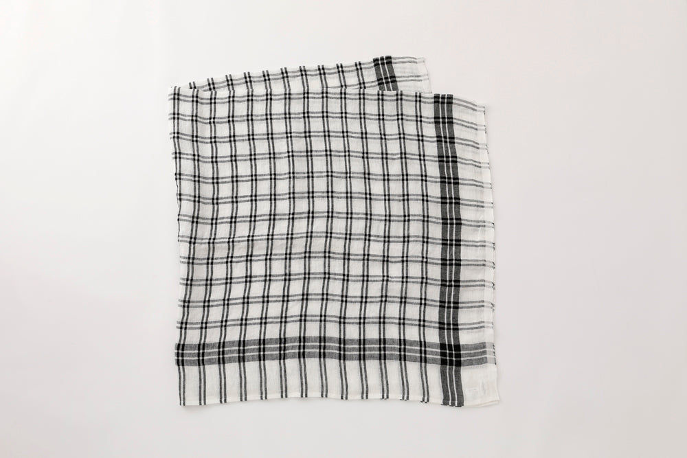 Linen Tablecloth_Black Check